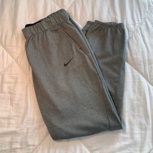 Nike Women’s Grey Sweatpants Size M
